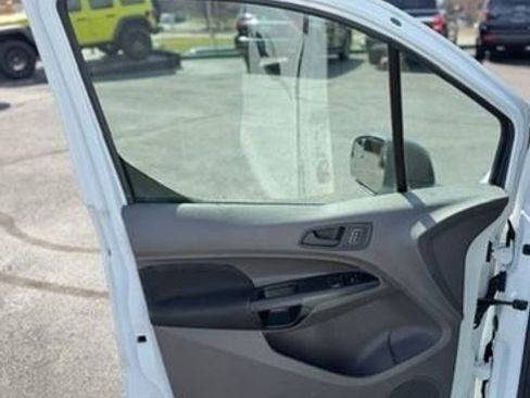 Used 2023 Ford Transit Connect XL image 17