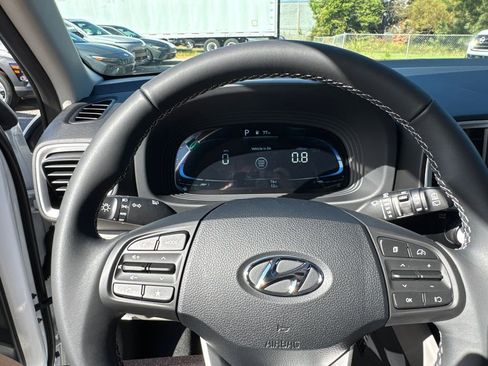 New 2026 Hyundai Venue SEL image 18