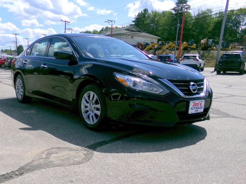 Used 2017 Nissan Altima 2.5 S image 8