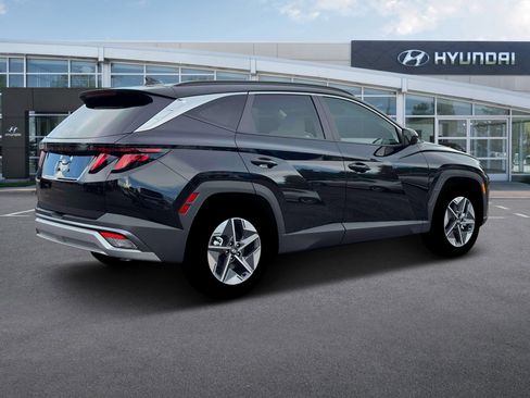 New 2026 Hyundai Tucson SEL FWD image 8