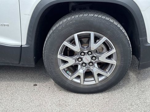 Used 2020 GMC Acadia SLT FWD image 10