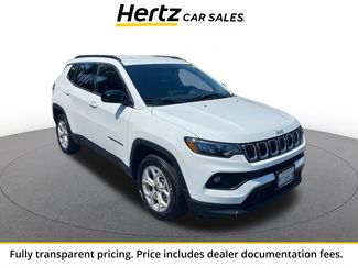 Used 2025 Jeep Compass Latitude AWD/4WD video 1