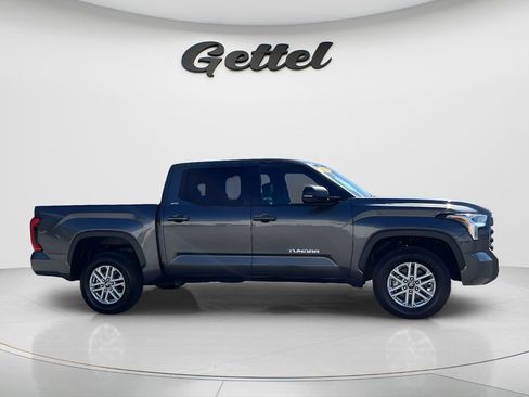 Used 2025 Toyota Tundra SR5 w/ SR5 Premium Package AWD/4WD image 4