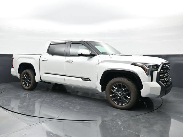 Used 2024 Toyota Tundra Platinum AWD/4WD image 3
