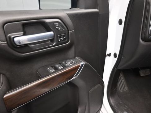 Used 2021 GMC Sierra 1500 SLT AWD/4WD image 15
