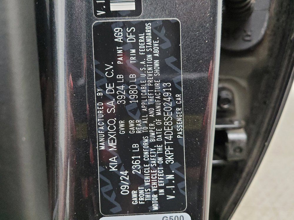 Used 2025 Kia K4 FWD image 33