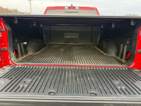 Used 2019 RAM 1500 Big Horn image 29