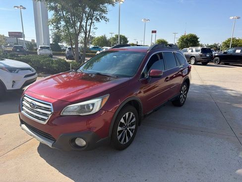 Used 2016 Subaru Outback 3.6R Limited AWD/4WD image 1