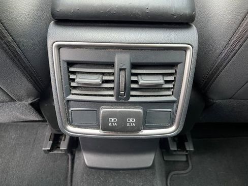 Used 2023 Subaru Forester Premium AWD/4WD image 22