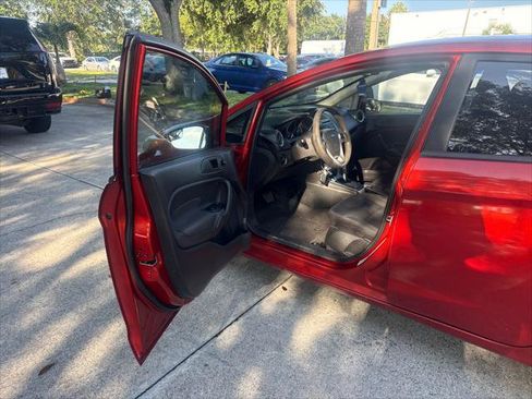 Used 2018 Ford Fiesta SE FWD image 14