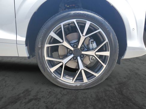 New 2026 Audi Q3 quattro 2.0T AWD/4WD image 6