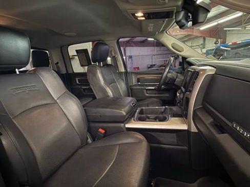 Used 2015 RAM 1500 Laramie w/ Convenience Group AWD/4WD image 22