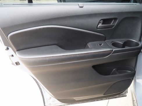 Used 2022 Honda Pilot TrailSport image 42