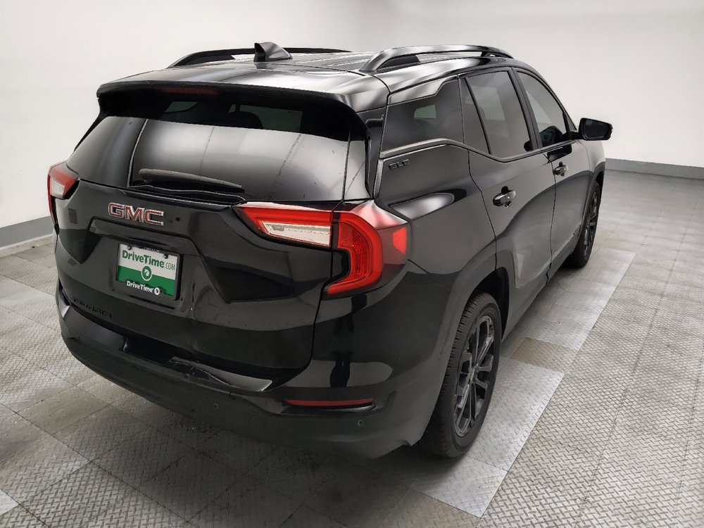 Used 2022 GMC Terrain SLE w/ Elevation Edition FWD image 9
