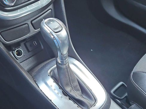 Used 2014 Buick Encore FWD image 31