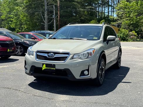 Used 2016 Subaru Crosstrek 2.0i Limited AWD/4WD image 2