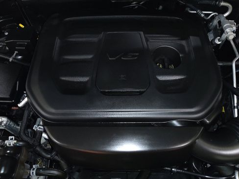 Used 2019 Dodge Durango SXT image 30