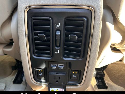 Used 2015 Jeep Grand Cherokee Overland image 21