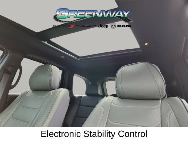 Used 2021 Jeep Grand Cherokee High Altitude AWD/4WD image 19