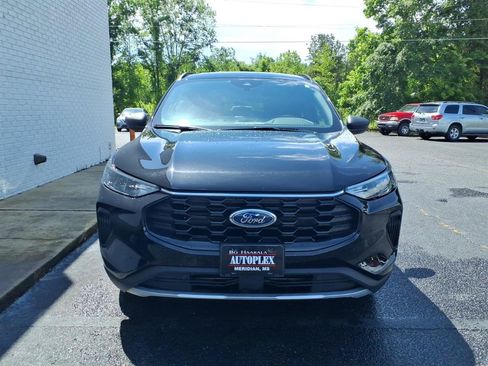 Used 2025 Ford Escape ST-Line AWD/4WD image 2