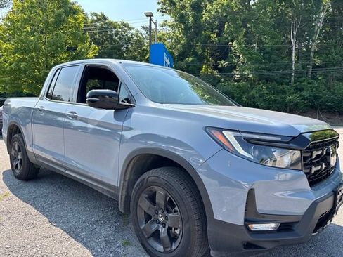 Used 2024 Honda Ridgeline Black Edition image 4