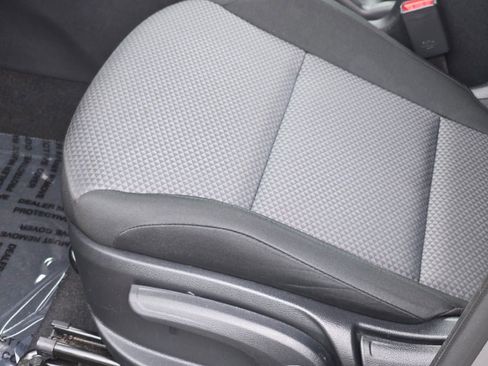 Used 2025 Kia Soul LX w/ LX Technology Package FWD image 20
