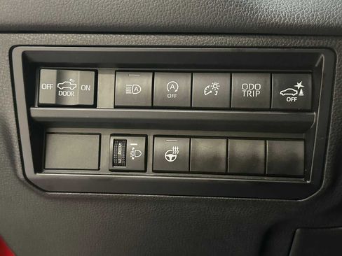 Used 2023 Toyota Tundra Limited w/ TRD Off-Road Package AWD/4WD image 18