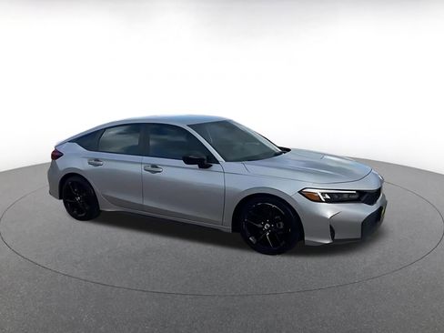 Used 2025 Honda Civic Sport image 2