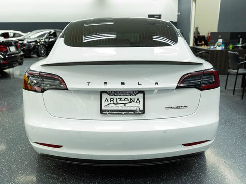 Used 2019 Tesla Model 3 Long Range image 9