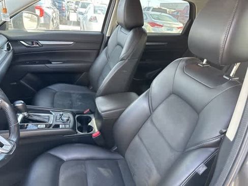 Used 2019 MAZDA CX-5 Touring image 3