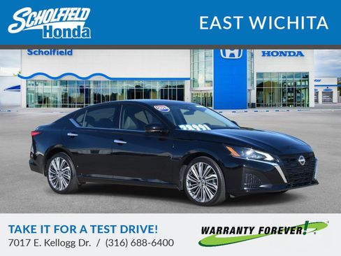 Used 2024 Nissan Altima 2.5 SL image 1