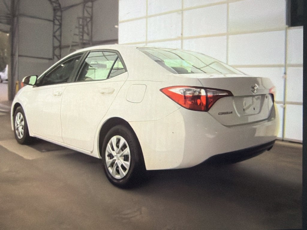 Used 2015 Toyota Corolla L FWD image 2