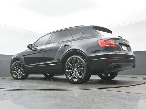 Used 2020 Bentley Bentayga image 32