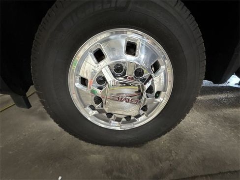 Used 2024 GMC Sierra 3500 SLT w/ SLT Premium Package image 65