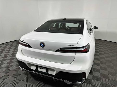 New 2026 BMW 740i xDrive w/ Executive Package image 9