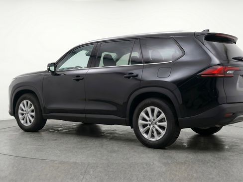 Used 2025 Toyota Grand Highlander FWD image 6