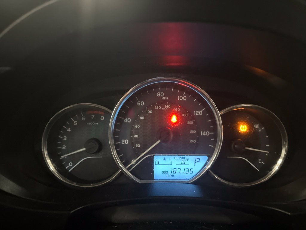 Used 2014 Toyota Corolla LE FWD image 12