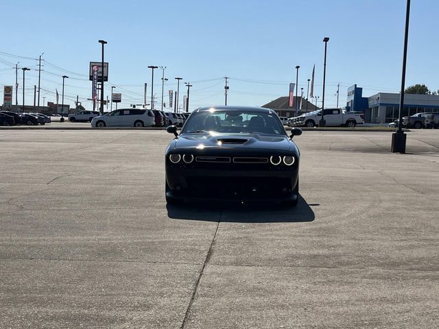Used 2020 Dodge Challenger R/T RWD image 9