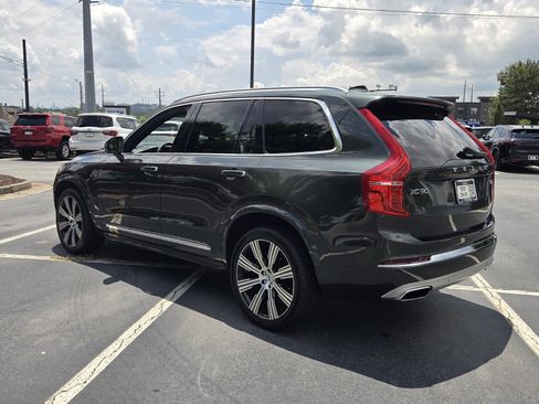 Used 2021 Volvo XC90 T6 Inscription w/ Lounge Package AWD/4WD image 8