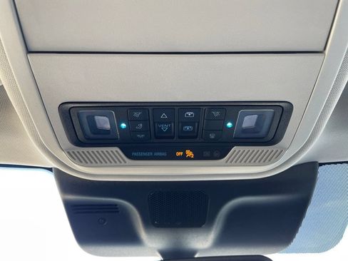 Certified 2025 Ford Expedition Active AWD/4WD image 27