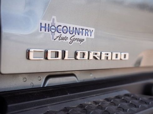 New 2025 Chevrolet Colorado LT w/ LT Convenience Package image 9