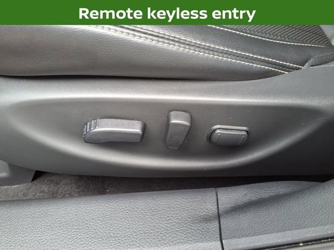 Used 2022 Nissan Maxima SV w/ Floor Mat Group FWD image 28