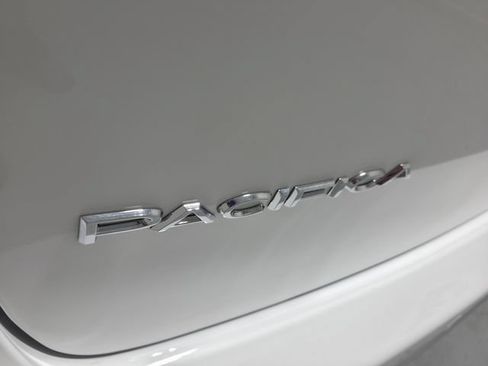 New 2027 Chrysler Pacifica Select w/ Family Tech Group FWD image 12