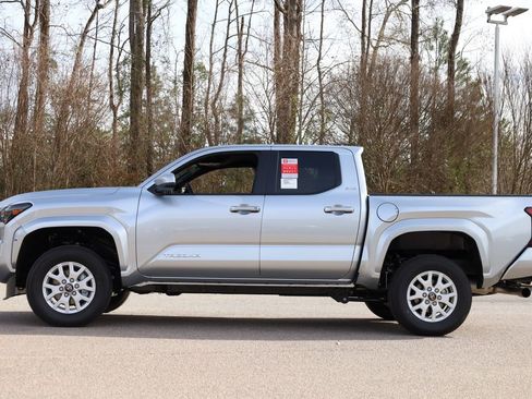 New 2026 Toyota Tacoma SR5 image 4