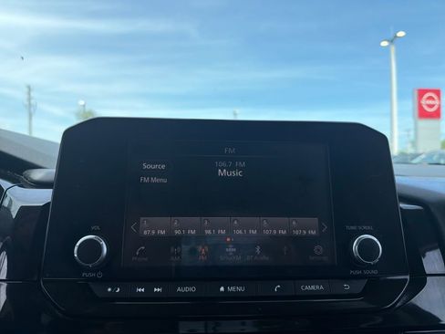 Used 2022 Nissan Pathfinder SV w/ SV Black Package FWD image 34