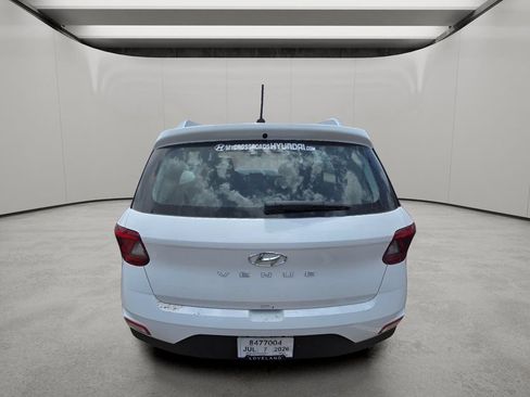 Used 2025 Hyundai Venue SEL FWD image 6