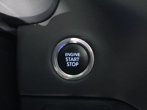 Used 2024 Toyota Tundra Platinum image 26