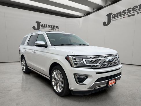 Used 2019 Ford Expedition Platinum AWD/4WD image 6