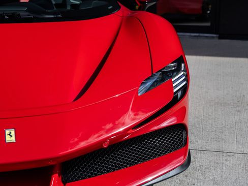 Used 2022 Ferrari SF90 Stradale AWD/4WD image 24