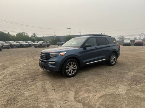 Used 2020 Ford Explorer XLT w/ Equipment Group 202A AWD/4WD image 1